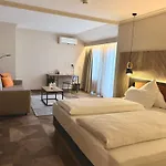 Olymp Munich エヒング