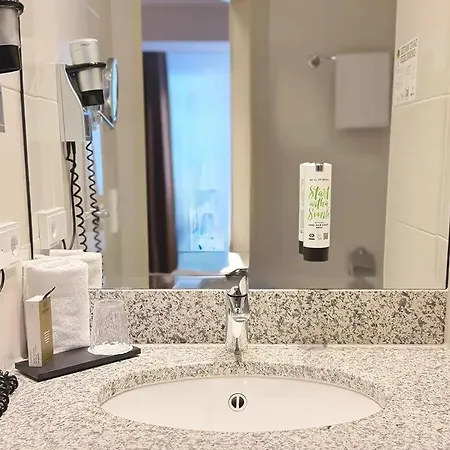 Olymp Munich Hotel