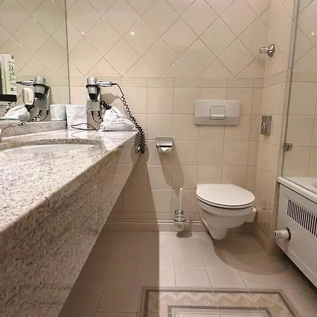 Olymp Munich Hotel
