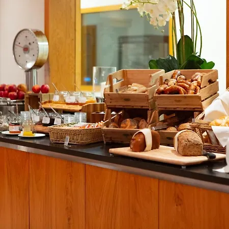 Olymp Munich Hotel 4*