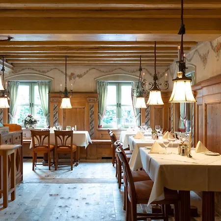 Olymp Munich Hotel 4*